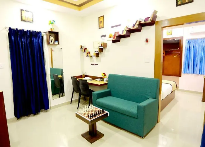 Base9 Cochin Airport Hotel Nedumbassery